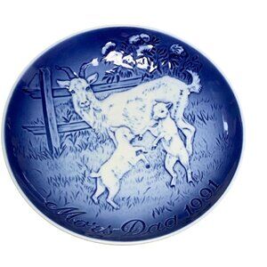 Bing & Grondahl Copenhagen Mors Dag 1991 Mothers Day Plate with Goat & Kids Desi